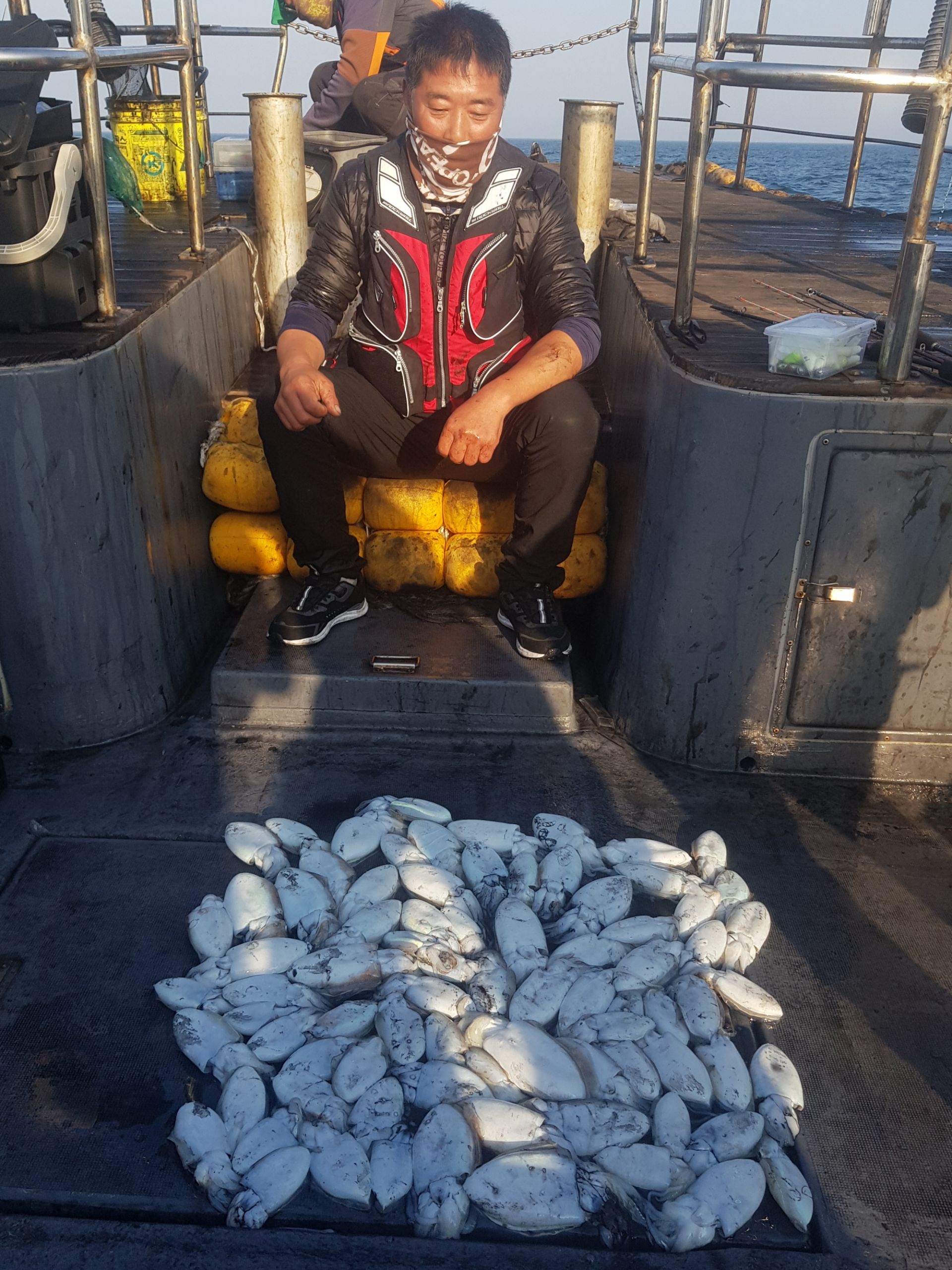 10월21일 대성1호 갑오징어 조황